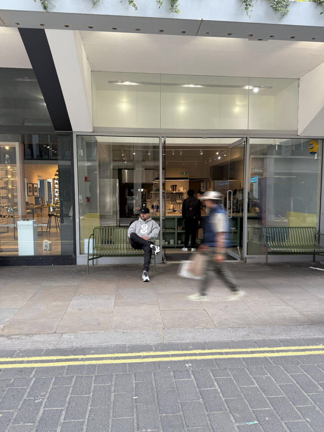 The Impact of Street Culture on Fitness Clothing Trends